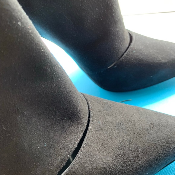 Jean Michel Cazabat Eva suede booties - Picture 3 of 8